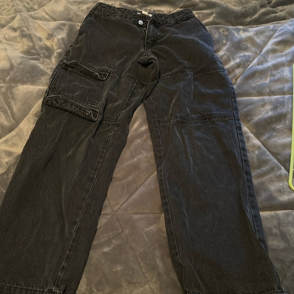 Black cargo jeans